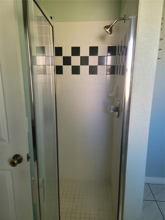 Building Photo - 45 Barkwood Ln