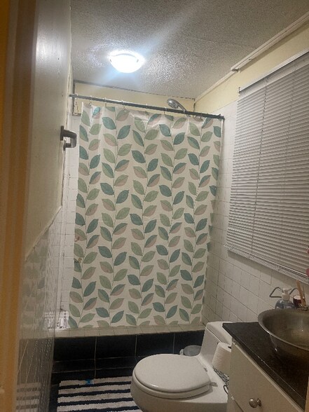 Building Photo - 7506 Pond View Ct