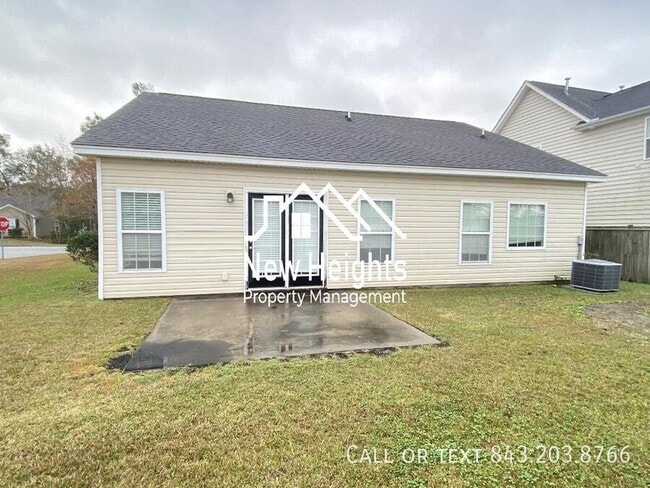 Building Photo - 8207 Ronda Dr