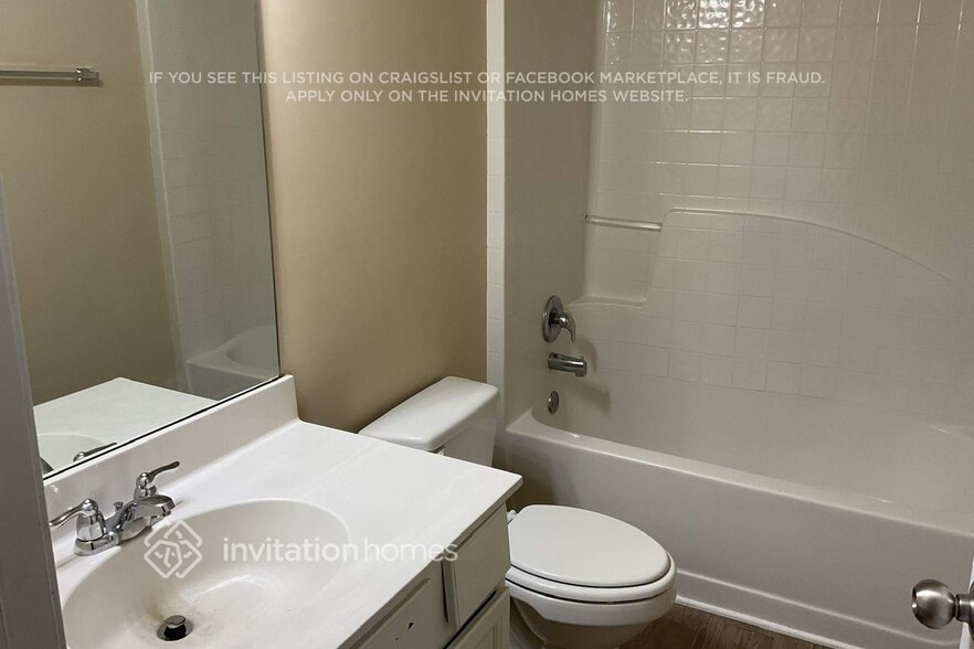 Building Photo - 4380 Comfort Trail