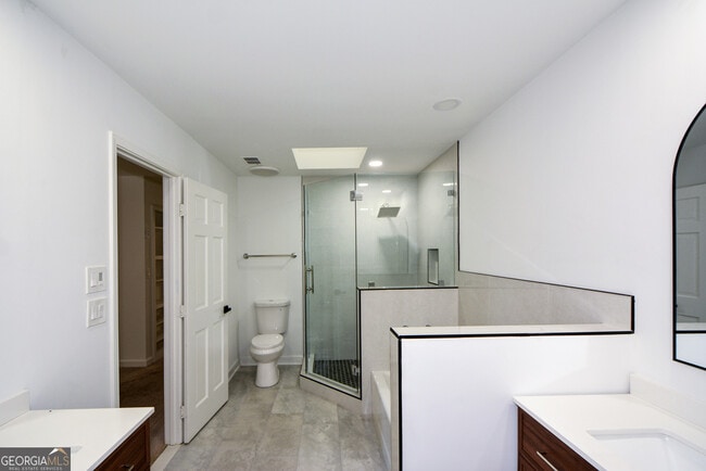 Building Photo - 2704 Margaret Mitchell Dr NW