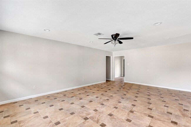 Building Photo - 1038 Cottage Oak Ln