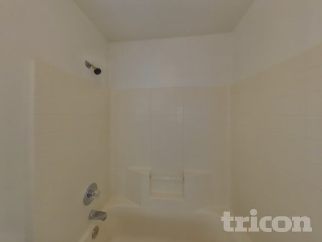 Building Photo - 8605 West Campbell Ave