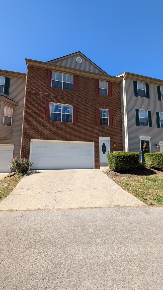 Primary Photo - 1185 Ashford Ln