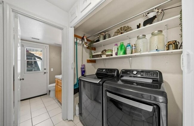 Building Photo - 259 Vista Del Mar Ct