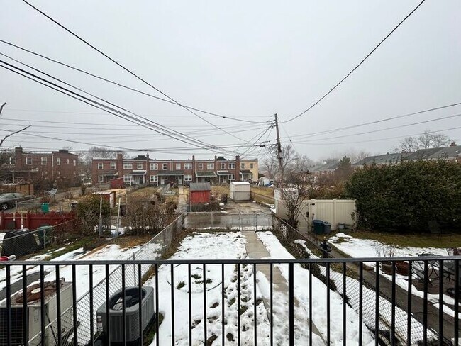 Building Photo - 3 Bedrooms in Parkville MD