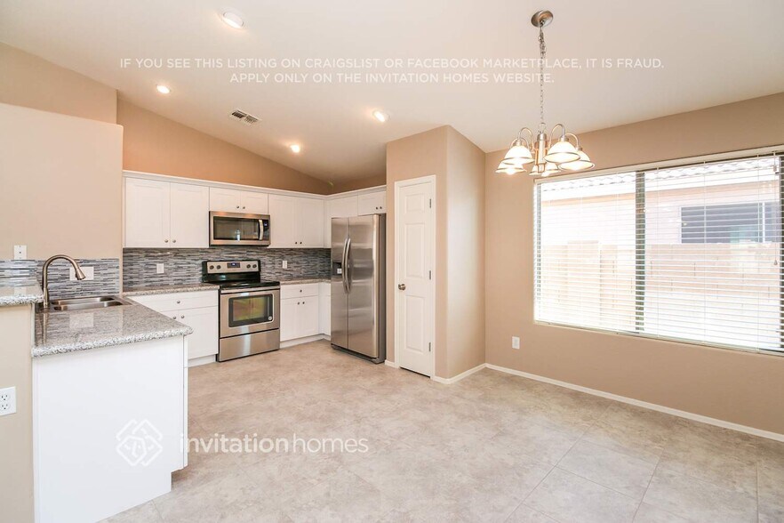 Building Photo - 3663 W Yellow Peak Dr