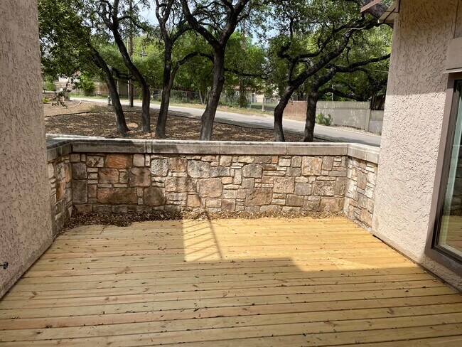 New Deck - 8000 Donore Pl