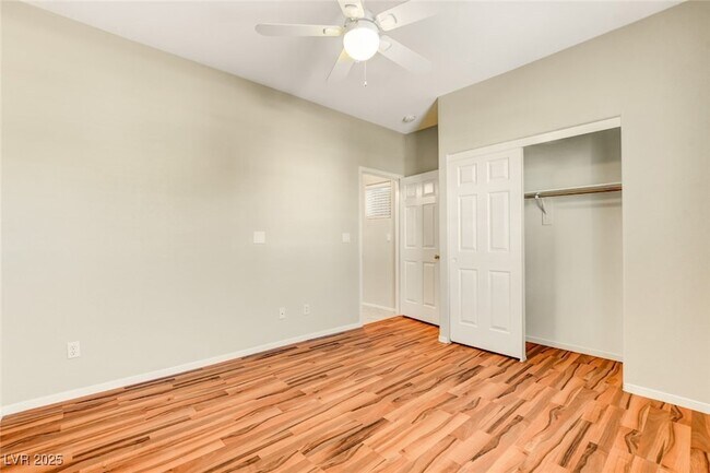 Building Photo - 8325 Jo Marcy Dr