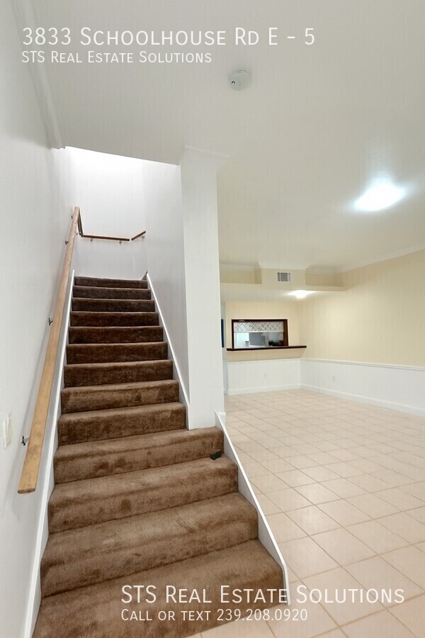 Building Photo - 3833 Schoolhouse Rd E