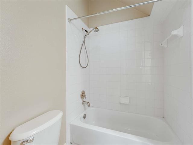 Building Photo - 4901 Newbridge Dr