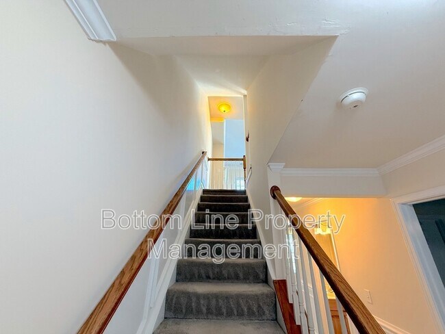 Building Photo - 13031 Bullock Greenway Blvd