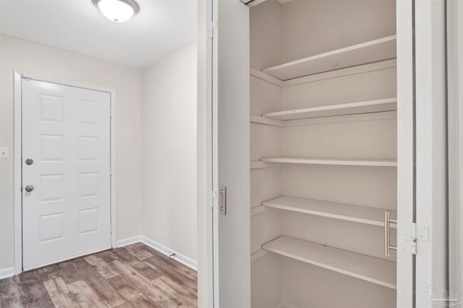 Building Photo - 1382 Fairchild St