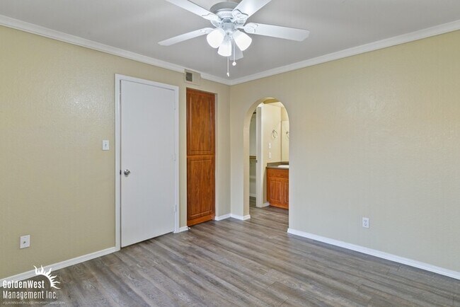 Building Photo - Beautiful 2Bdm 2Ba Condo at the Base of North Mountain Preserve!