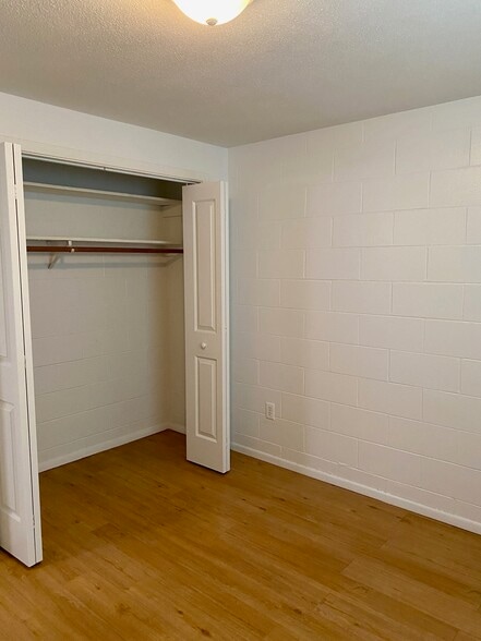 Bedroom 2 - 411 E Broadway St