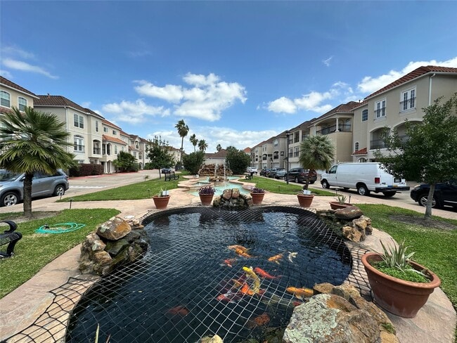 Building Photo - 7131 Harmony Cove