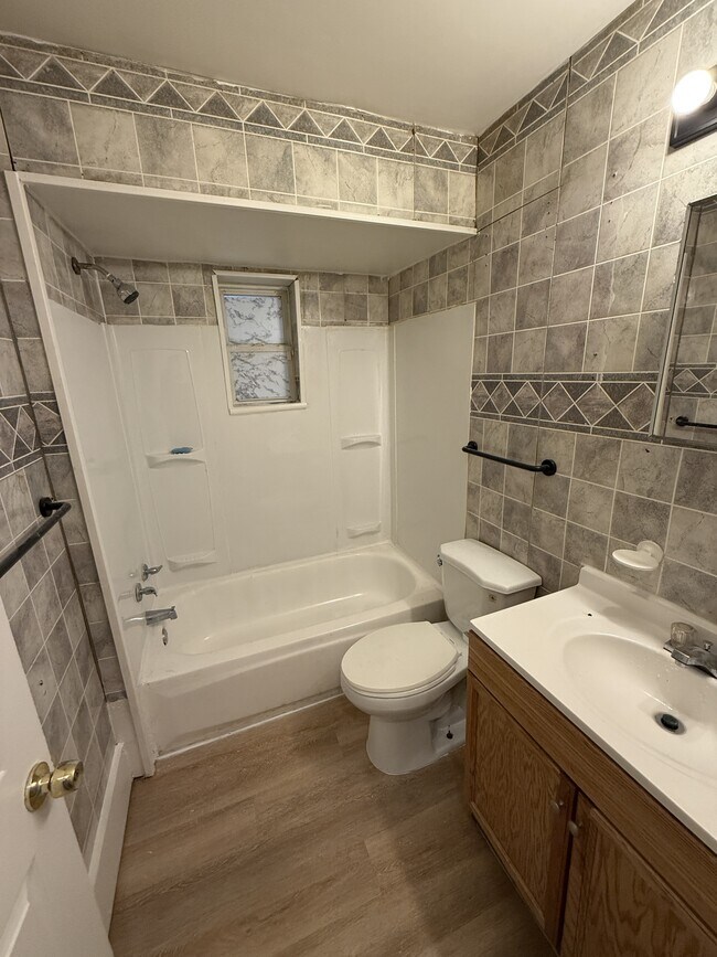 Building Photo - 7553 Orchard Ave