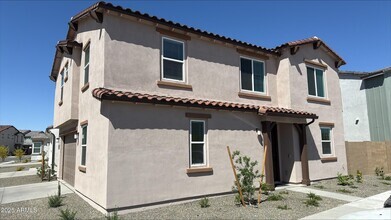 Building Photo - 2550 W North Foothills Dr