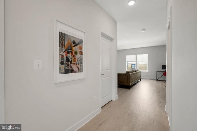 Building Photo - 2871 Broad Wing Dr