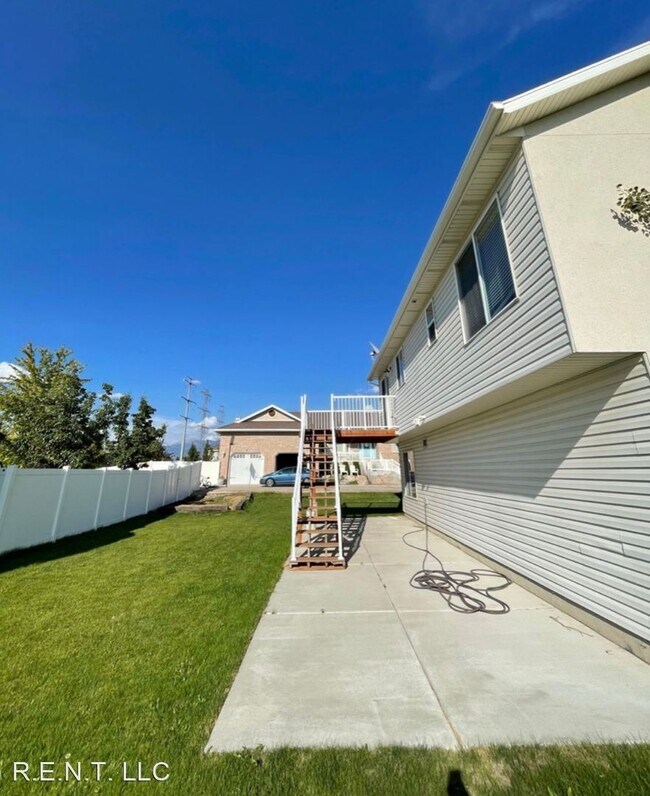 Building Photo - 4 br, 2 bath House - 1728 W. 1100 S.