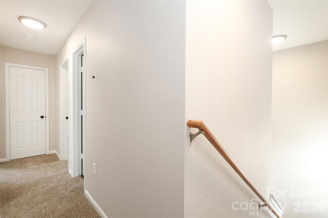 Building Photo - 6227 Stonefort Ct