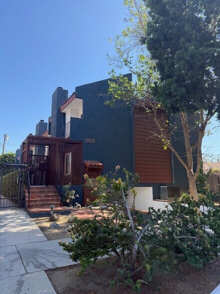 Building Photo - 11916 Venice Blvd