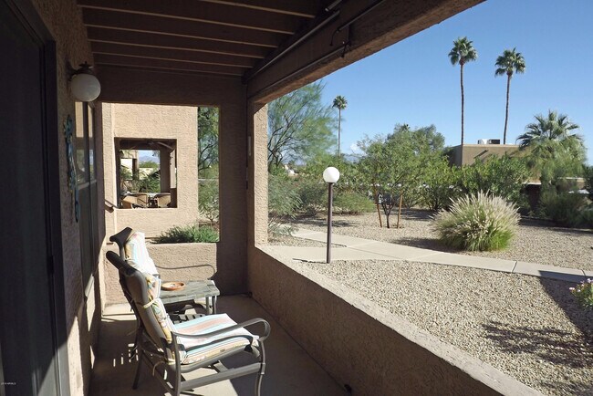 Building Photo - 16657 E Gunsight Dr