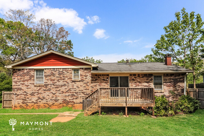 Building Photo - Bright & Inviting 3-Bedroom Home
