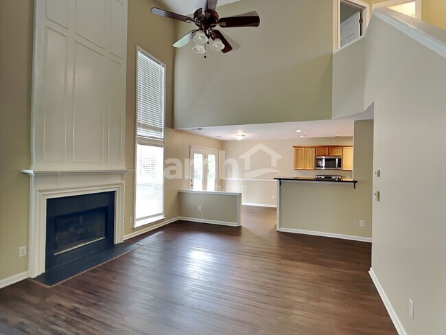 Building Photo - 1542 Cardinal Ln