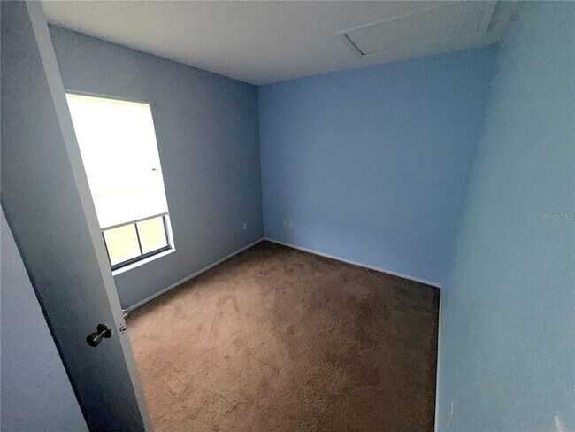 Building Photo - 745 Whitewood Dr