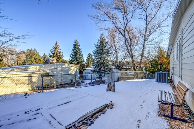 Building Photo - 2 bed, 2 bath Home in Prescott!