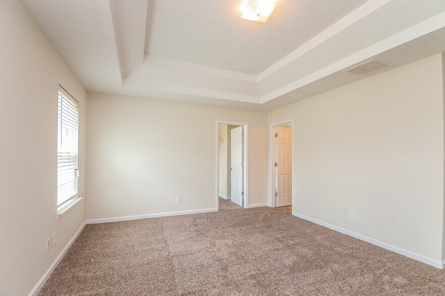 Building Photo - 331 Cobblestone Ct