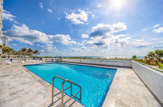 Building Photo - 401 Ocean Dr