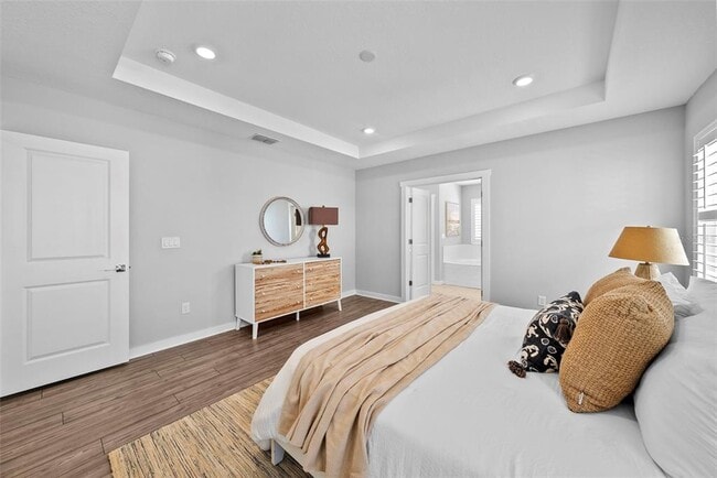 Building Photo - 5834 S MacDill Ave