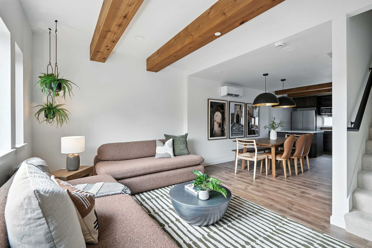 Building Photo - 925 NE 23rd Ave