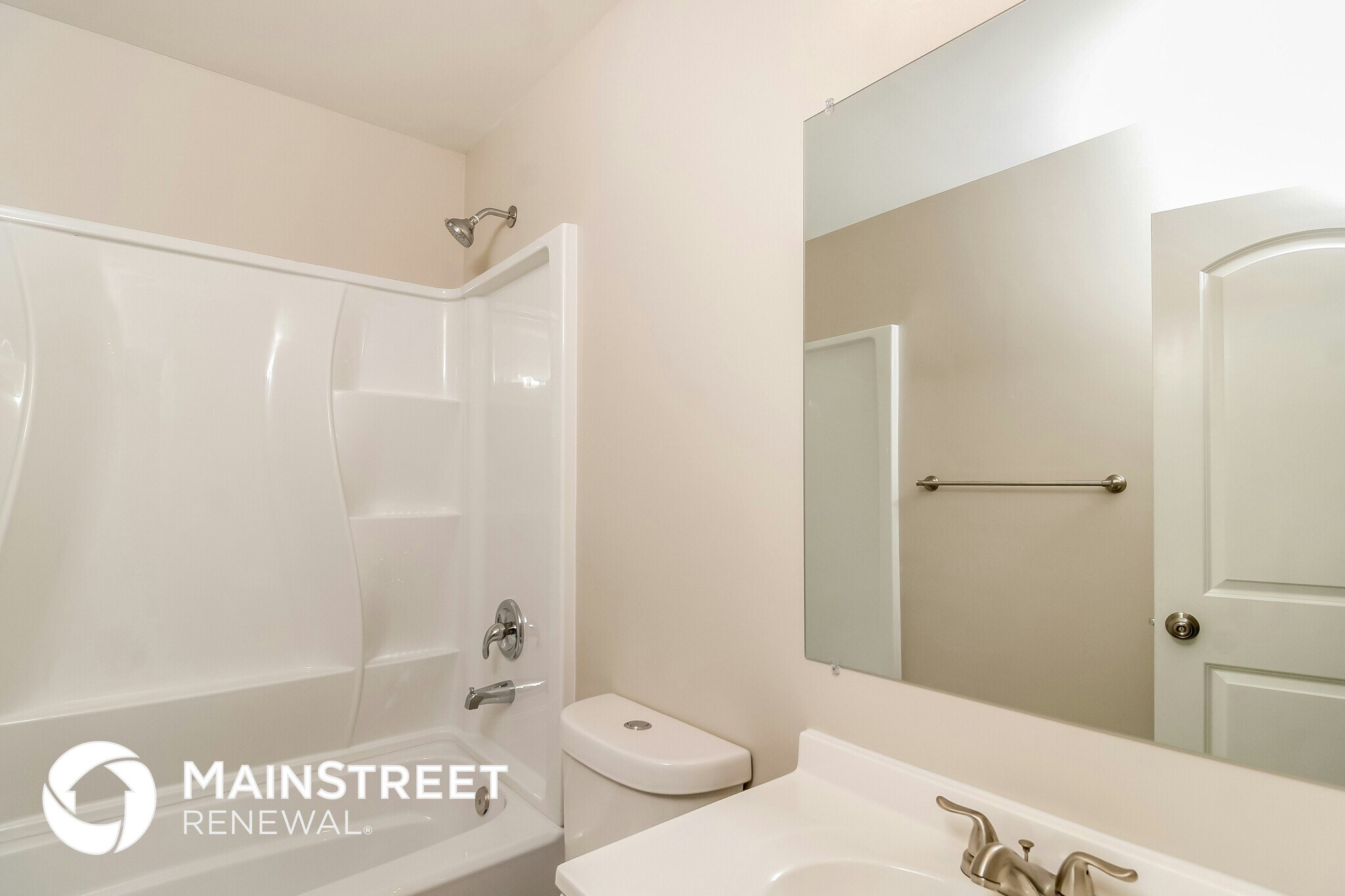 Building Photo - 3921 Springbrook Dr