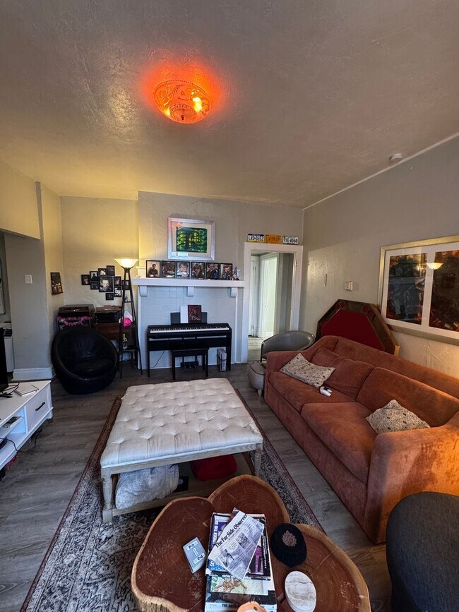 Building Photo - 4103 Allequippa St