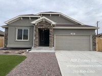 Building Photo - 2403 Sunrise Ln