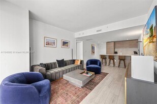 Building Photo - 1300 S Miami Ave