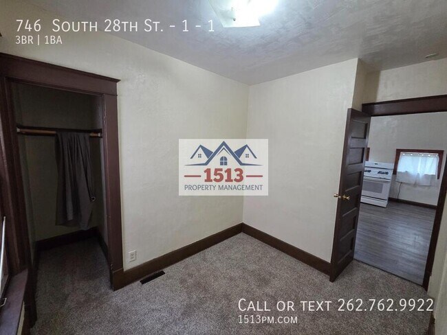 Building Photo - 746 S 28th St