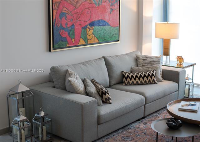 Building Photo - 68 SE 6th St