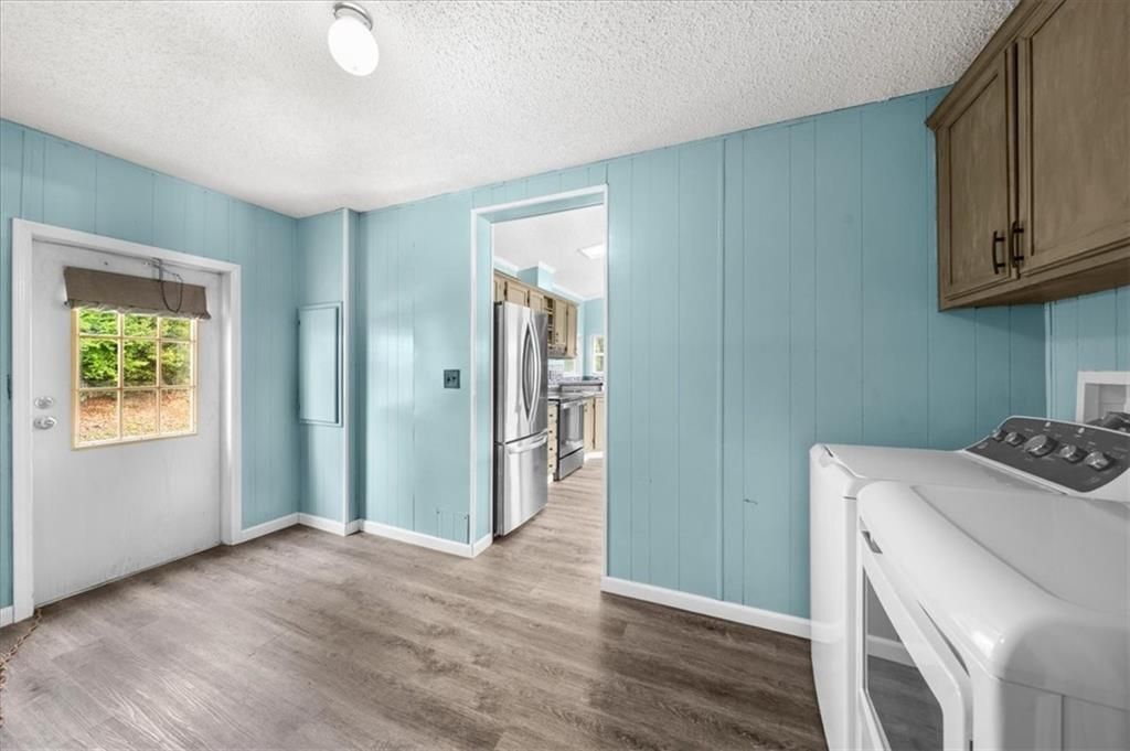 Building Photo - 372 Porter Springs Rd