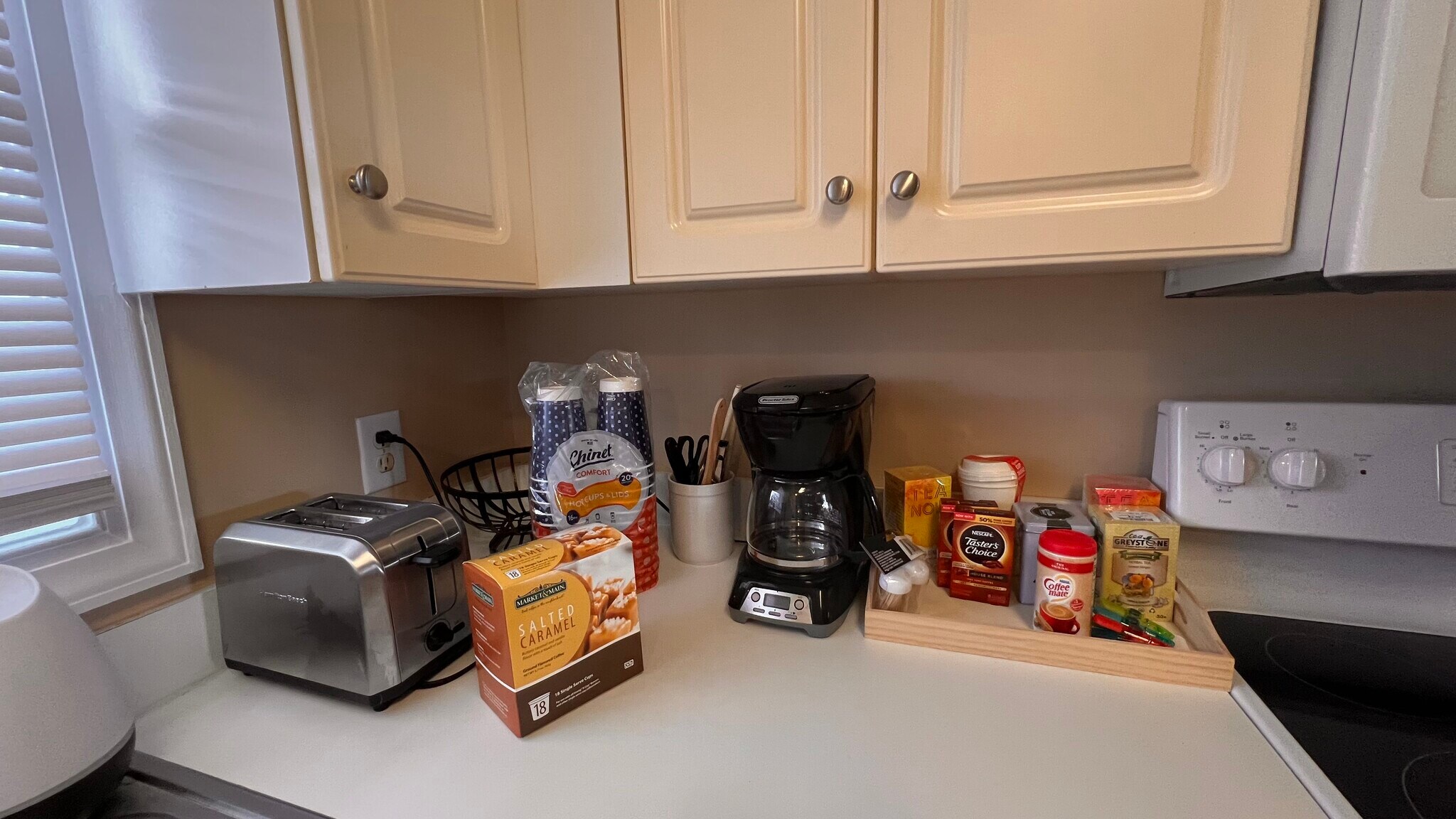 Kitchen - 3973 Forsythia Ct