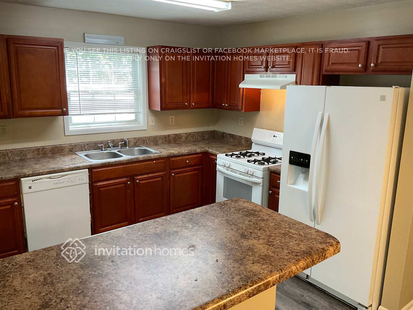 Building Photo - 4032 Cindy Dr