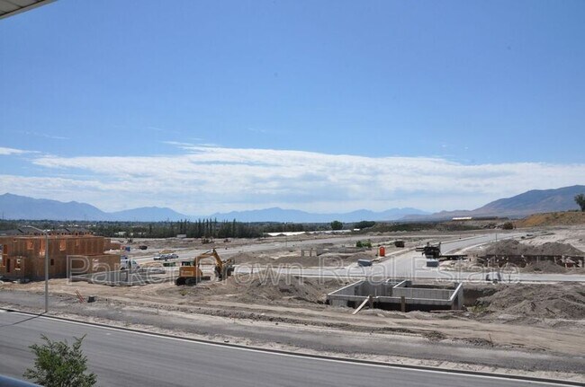 Building Photo - 4076 W 1530 N