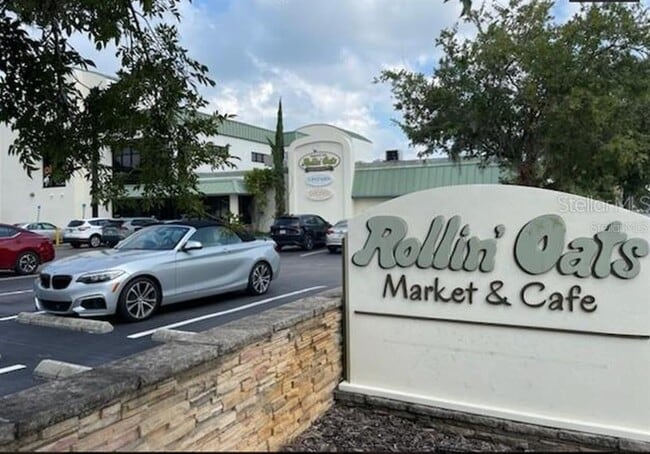 Building Photo - 807 26th Ave N