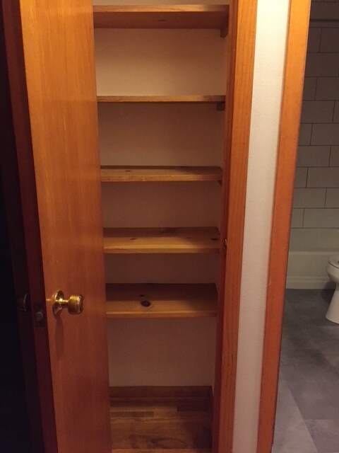 Closet - 122 State St