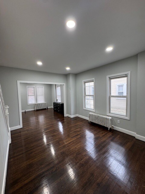 Building Photo - 83 Park Ave