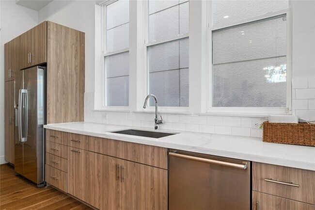 Building Photo - 9809 Blissful Pr Ln
