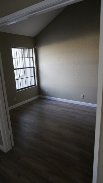Bedroom 3 - 16268 Glencove Dr